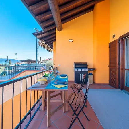 Apartment I Girasoli By Wonderful Italy Toscolano Maderno